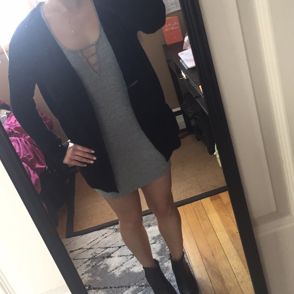 Mini dress - Picture 2 of 8